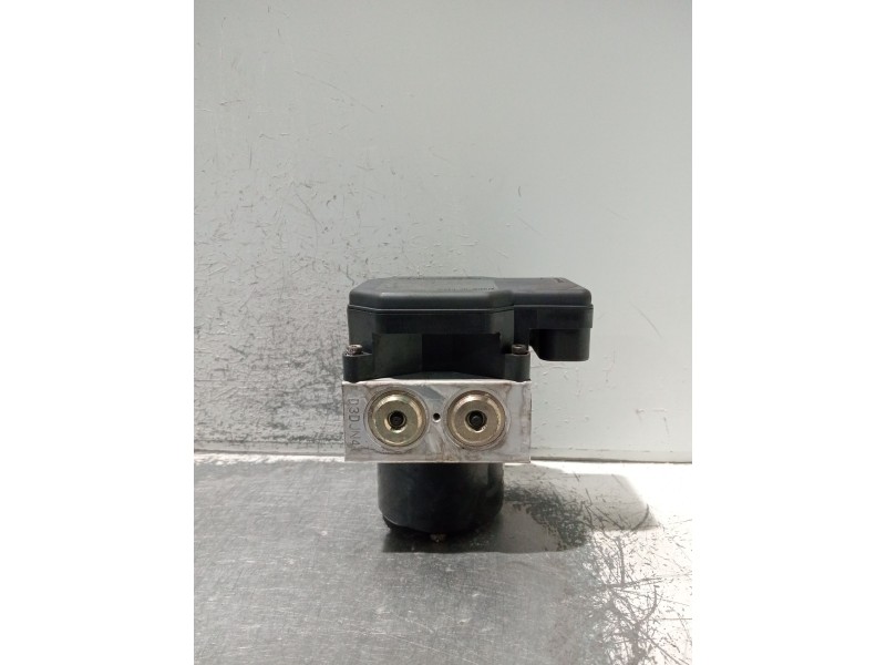 Recambio de abs para kia carens 2.0 turbodiesel cat referencia OEM IAM 0K2FC437A0 BH60103600 