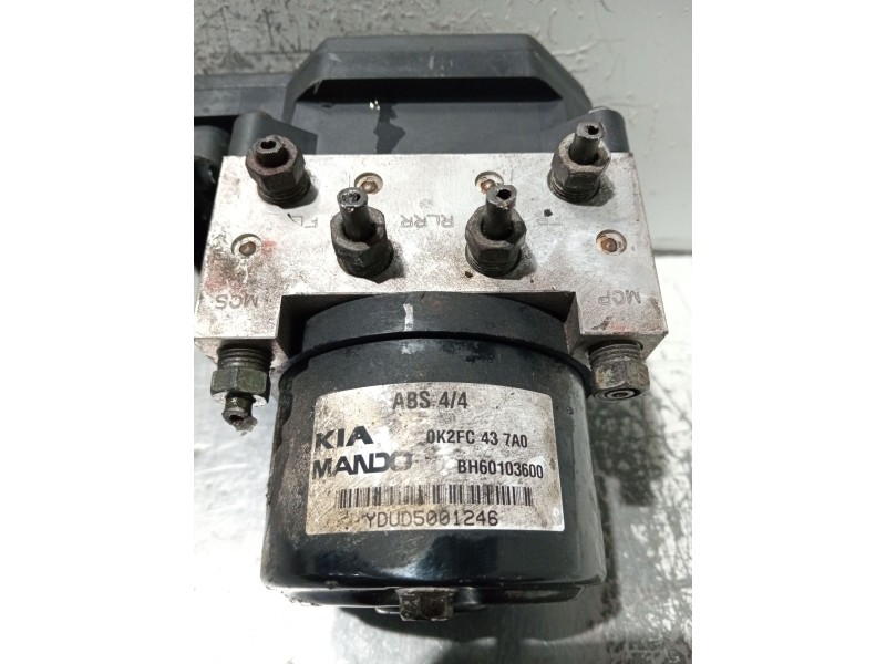 Recambio de abs para kia carens 2.0 turbodiesel cat referencia OEM IAM 0K2FC437A0 BH60103600 