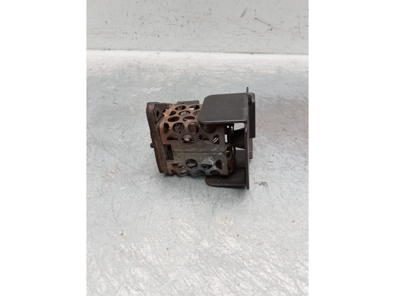 Recambio de resistencia calefaccion para mercedes-benz clase c (w201) berlina referencia OEM IAM   