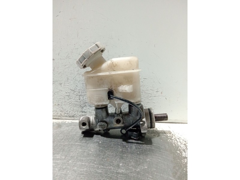 Recambio de bomba freno para kia carens 2.0 turbodiesel cat referencia OEM IAM   