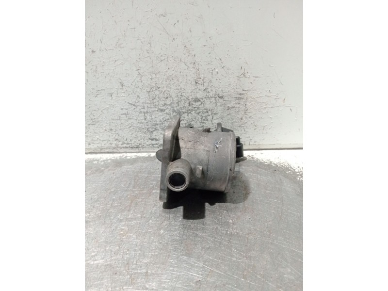 Recambio de caja mariposa para kia carens 2.0 turbodiesel cat referencia OEM IAM 3510027XXX  