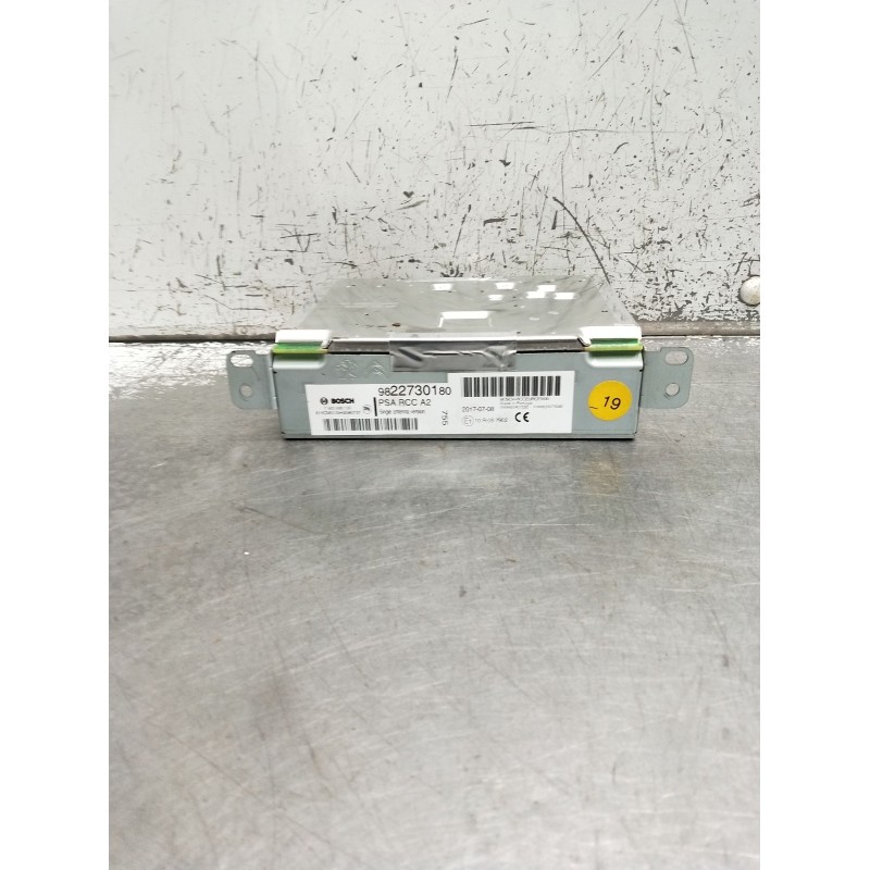 Recambio de sistema audio / radio cd para peugeot 208 referencia OEM IAM 9822730180 7503900135 