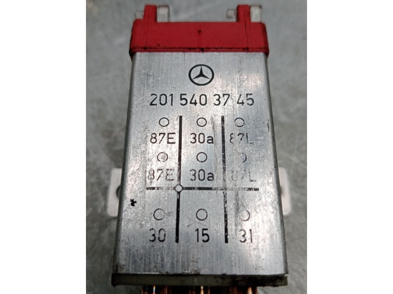 Recambio de caja reles / fusibles para mercedes-benz clase c (w201) berlina referencia OEM IAM 2015403745  