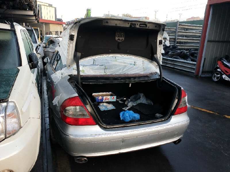 mercedes clase e (w211) berlina del año 2009