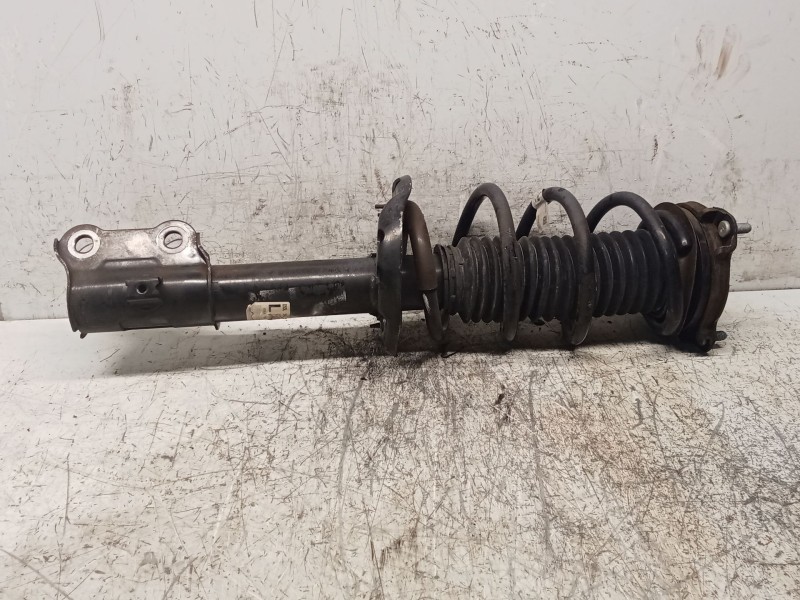 Recambio de amortiguador delantero izquierdo para kia sportage iv (ql, qle) 1.6 gdi referencia OEM IAM F1550  