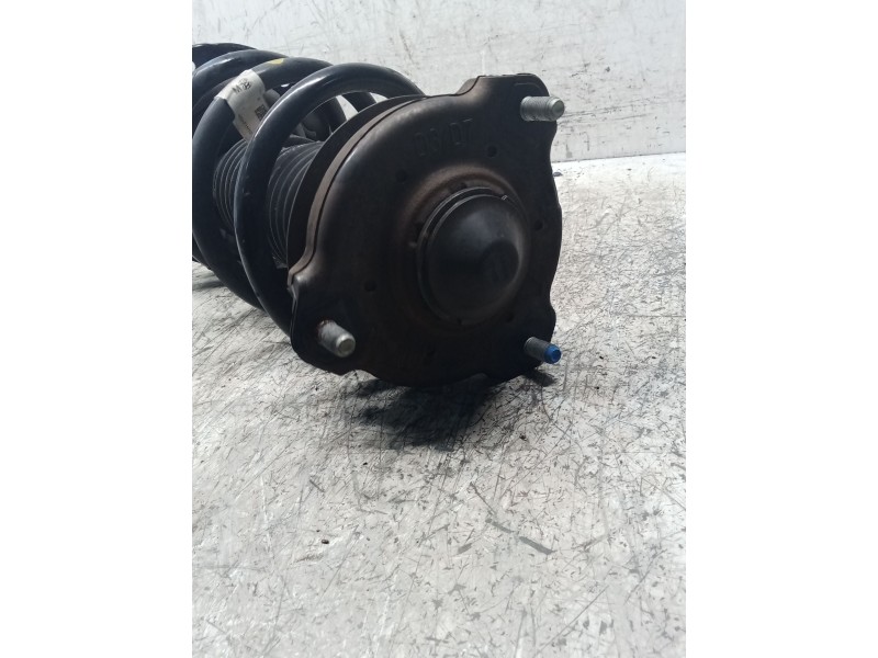 Recambio de amortiguador delantero izquierdo para kia sportage iv (ql, qle) 1.6 gdi referencia OEM IAM F1550  