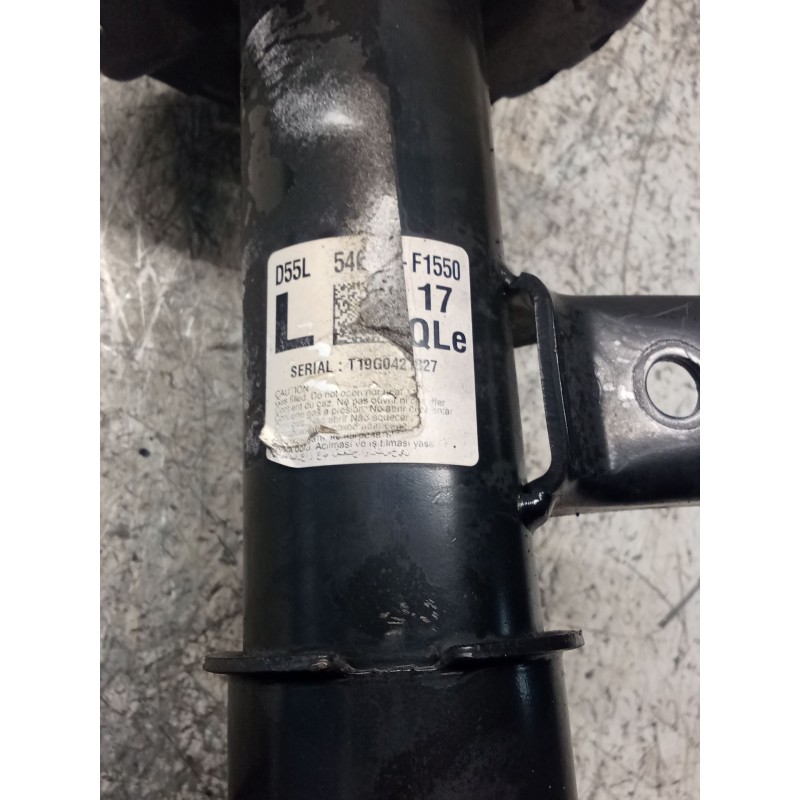 Recambio de amortiguador delantero izquierdo para kia sportage iv (ql, qle) 1.6 gdi referencia OEM IAM F1550  