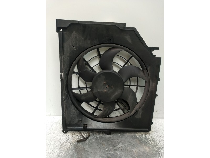 Recambio de electroventilador para bmw 3 touring (e46) 318 i referencia OEM IAM 0130303827  