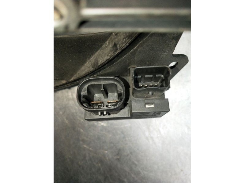 Recambio de electroventilador para peugeot 208 referencia OEM IAM 980166680 T300093A 