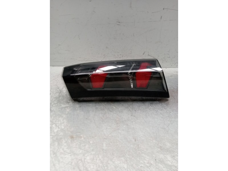 Recambio de piloto trasero izquierdo interior para peugeot 2008 i van (cu_) bluehdi 100 (cuyhym) referencia OEM IAM fr26950132  