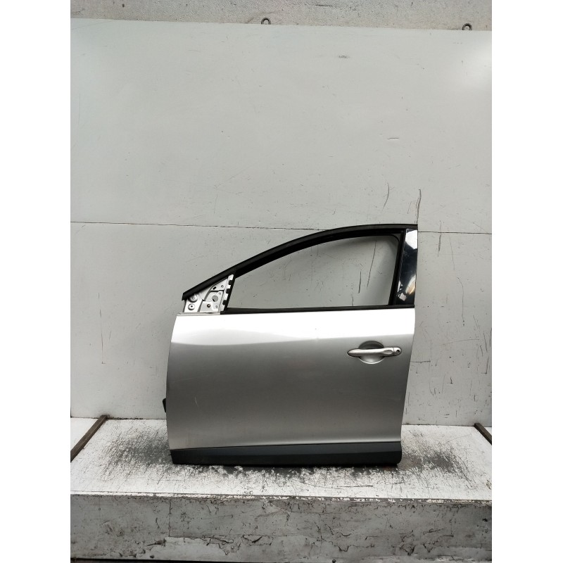 Recambio de puerta delantera izquierda para renault megane iii hatchback (bz0/1_, b3_) 1.9 dci (bz0n, bz0j) referencia OEM IAM  
