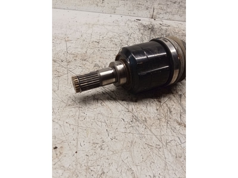 Recambio de transmision delantera derecha para kia sportage iv (ql, qle) 1.6 gdi referencia OEM IAM D11TG2W431VR 4950107200 