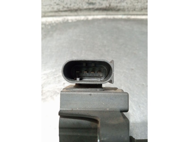 Recambio de bobina encendido para renault scénic iv (j9_) 1.3 tce 140 referencia OEM IAM 224332935R A2829060000 