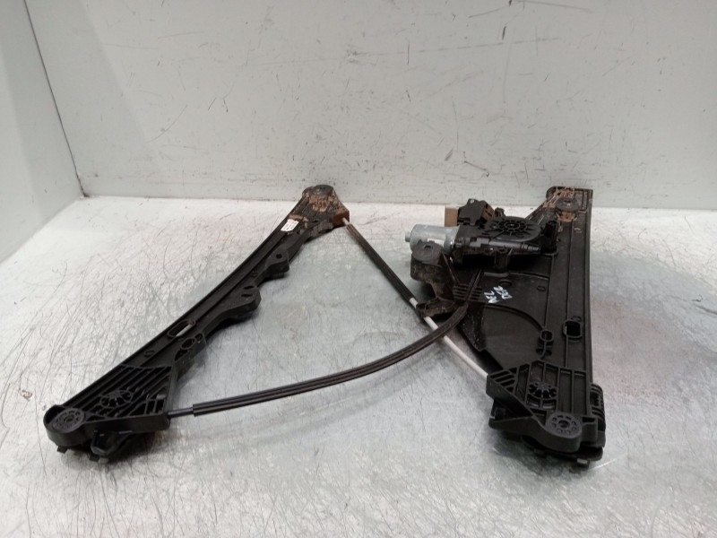 Recambio de elevalunas delantero derecho para peugeot 2008 i van (cu_) bluehdi 100 (cuyhym) referencia OEM IAM 9828130680 5p 