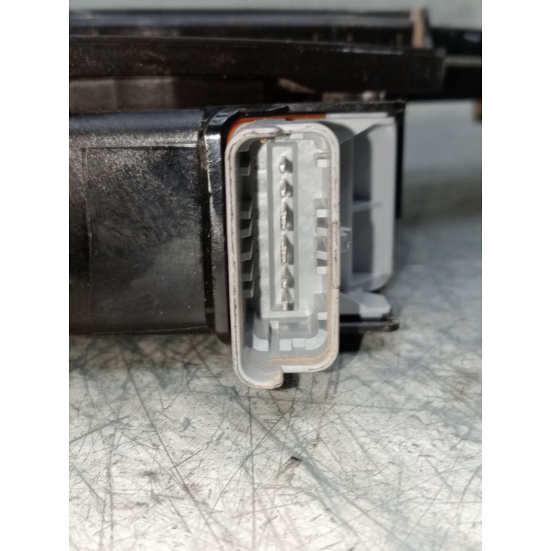 Recambio de elevalunas delantero derecho para peugeot 2008 i van (cu_) bluehdi 100 (cuyhym) referencia OEM IAM 9828130680 5p 