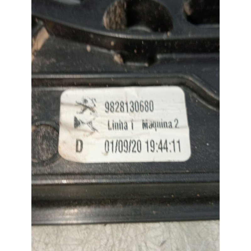Recambio de elevalunas delantero derecho para peugeot 2008 i van (cu_) bluehdi 100 (cuyhym) referencia OEM IAM 9828130680 5p 