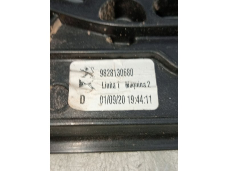 Recambio de elevalunas delantero derecho para peugeot 2008 i van (cu_) bluehdi 100 (cuyhym) referencia OEM IAM 9828130680 5p 