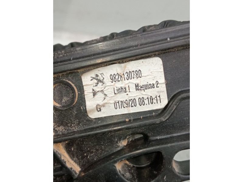 Recambio de elevalunas delantero izquierdo para peugeot 2008 i van (cu_) bluehdi 100 (cuyhym) referencia OEM IAM 9828130780 5p 