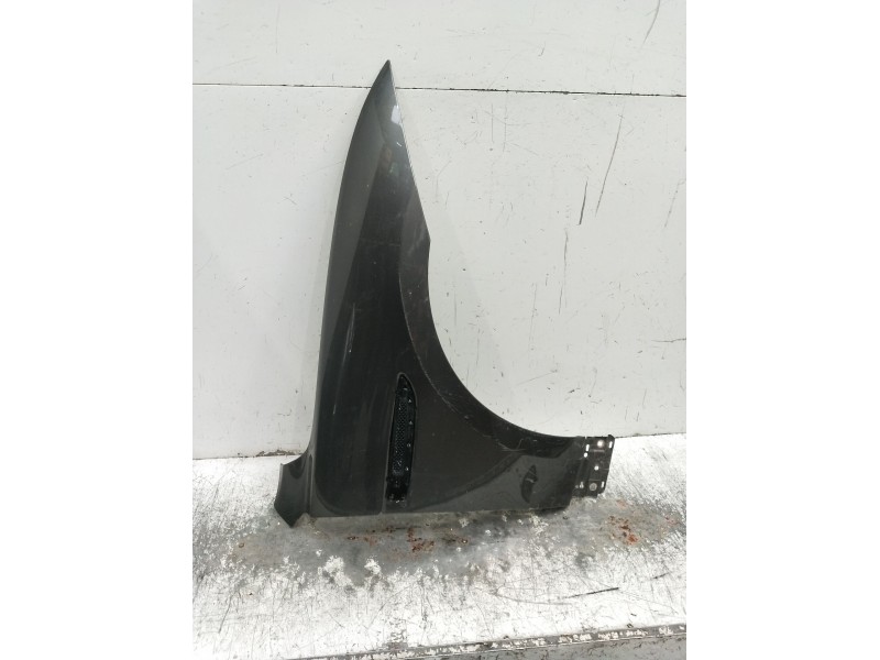 Recambio de aleta delantera derecha para jaguar f-pace referencia OEM IAM   