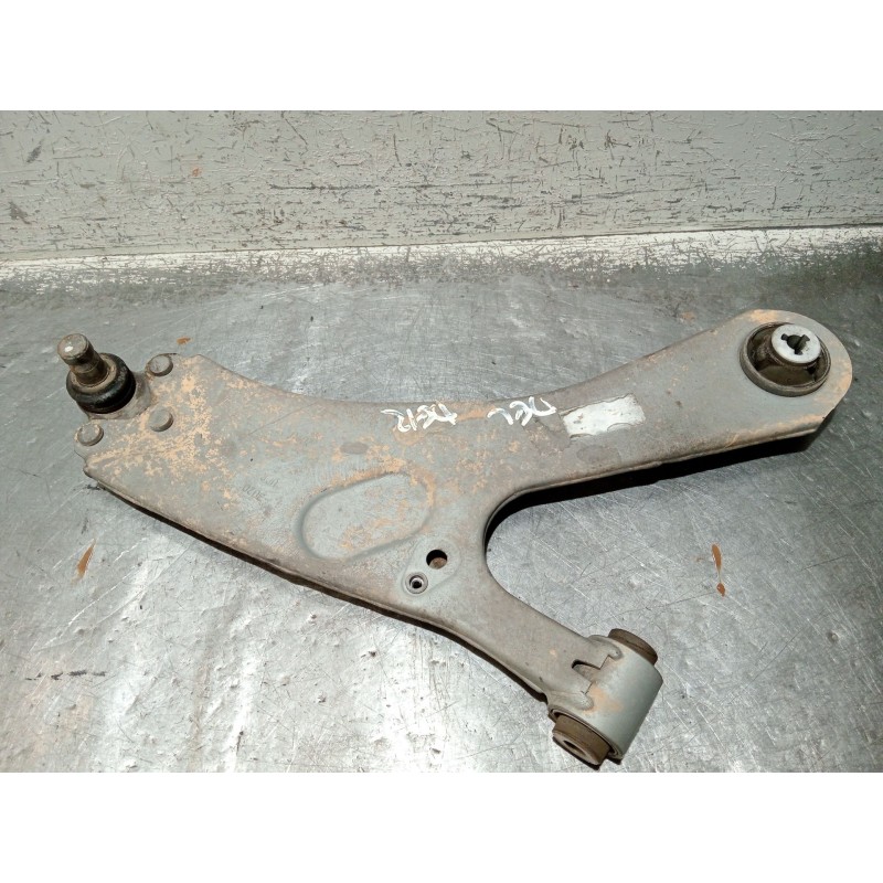 Recambio de brazo suspension inferior delantero derecho para peugeot 2008 i van (cu_) bluehdi 100 (cuyhym) referencia OEM IAM   