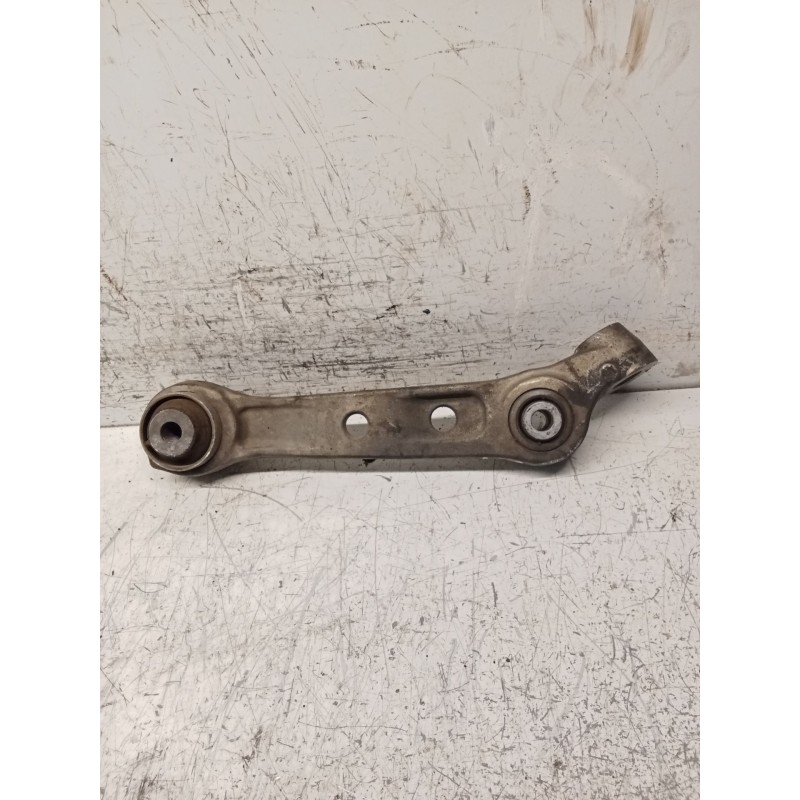 Recambio de brazo suspension inferior delantero izquierdo para bmw serie 5 lim. (f10) 525d xdrive referencia OEM IAM 31126850605