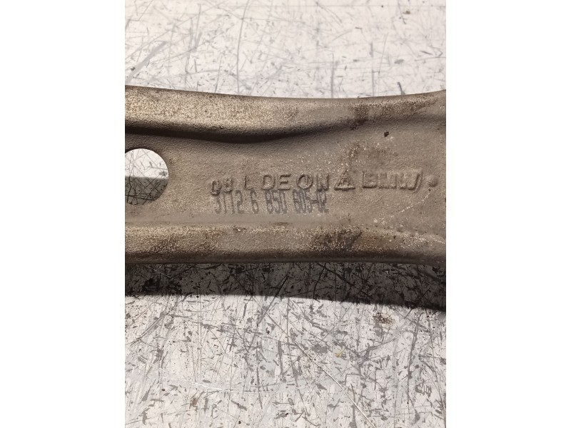 Recambio de brazo suspension inferior delantero izquierdo para bmw serie 5 lim. (f10) 525d xdrive referencia OEM IAM 31126850605