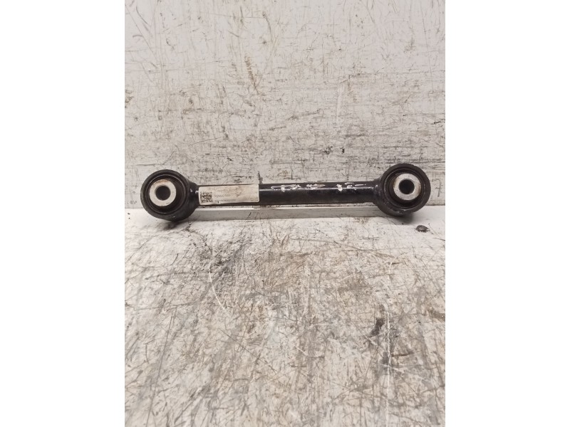 Recambio de brazo suspension superior trasero izquierdo para kia sportage iv (ql, qle) 1.6 gdi referencia OEM IAM 55250D7000  