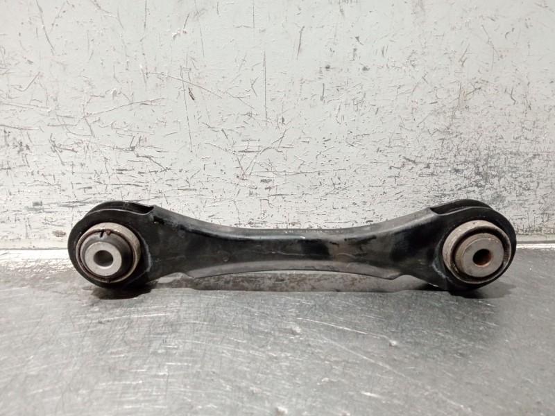 Recambio de brazo suspension superior trasero derecho para bmw serie 3 lim. (f30) referencia OEM IAM 6792517  