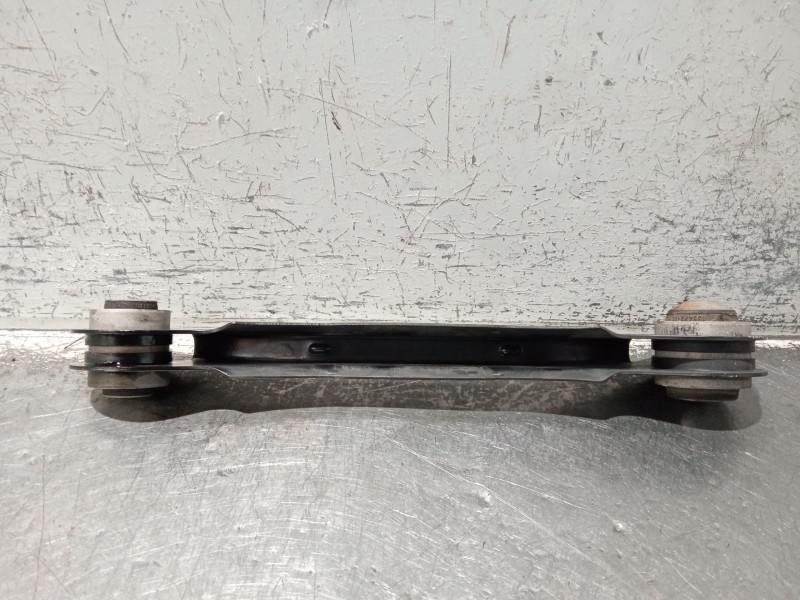 Recambio de brazo suspension superior trasero derecho para bmw serie 3 lim. (f30) referencia OEM IAM 6792519  