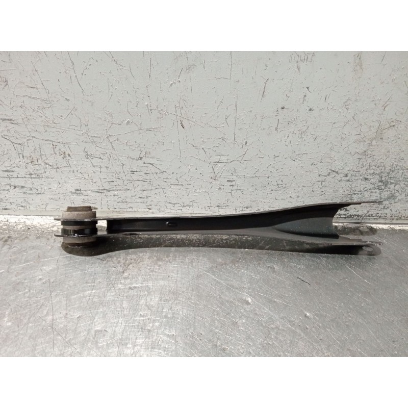 Recambio de brazo suspension inferior trasero izquierdo para bmw serie 3 lim. (f30) referencia OEM IAM 6792527  
