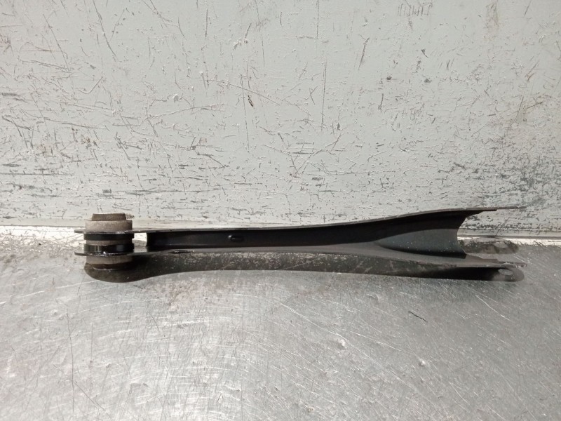 Recambio de brazo suspension inferior trasero izquierdo para bmw serie 3 lim. (f30) referencia OEM IAM 6792527  