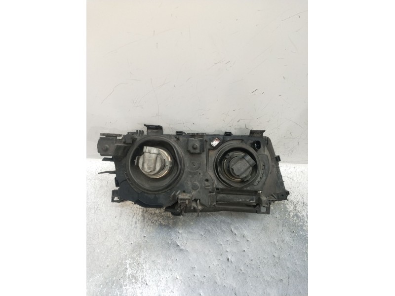 Recambio de faro izquierdo para bmw serie 3 touring (e46) referencia OEM IAM 0301089205  