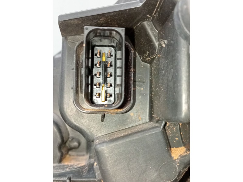 Recambio de faro derecho para peugeot 2008 i van (cu_) bluehdi 100 (cuyhym) referencia OEM IAM 9823193480  