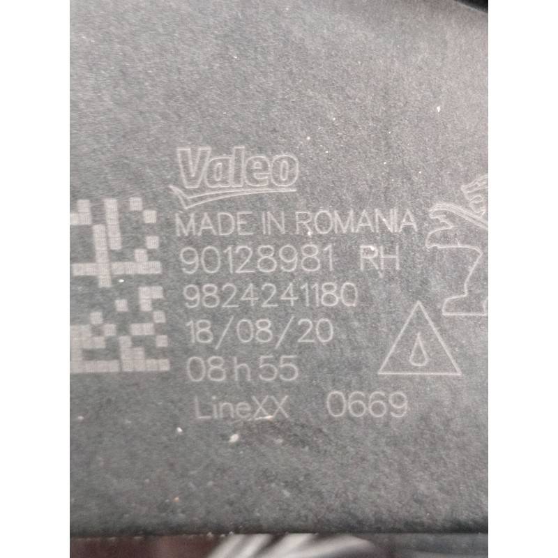 Recambio de piloto delantero derecho para peugeot 2008 i van (cu_) bluehdi 100 (cuyhym) referencia OEM IAM 9824241180 90128981  