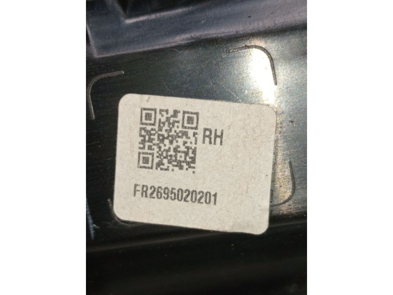 Recambio de piloto trasero derecho para peugeot 2008 i van (cu_) bluehdi 100 (cuyhym) referencia OEM IAM fr2695020201  