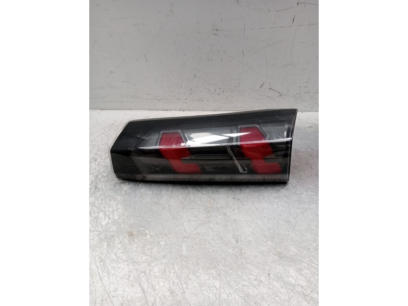 Recambio de piloto trasero derecho interior para peugeot 2008 i van (cu_) bluehdi 100 (cuyhym) referencia OEM IAM   