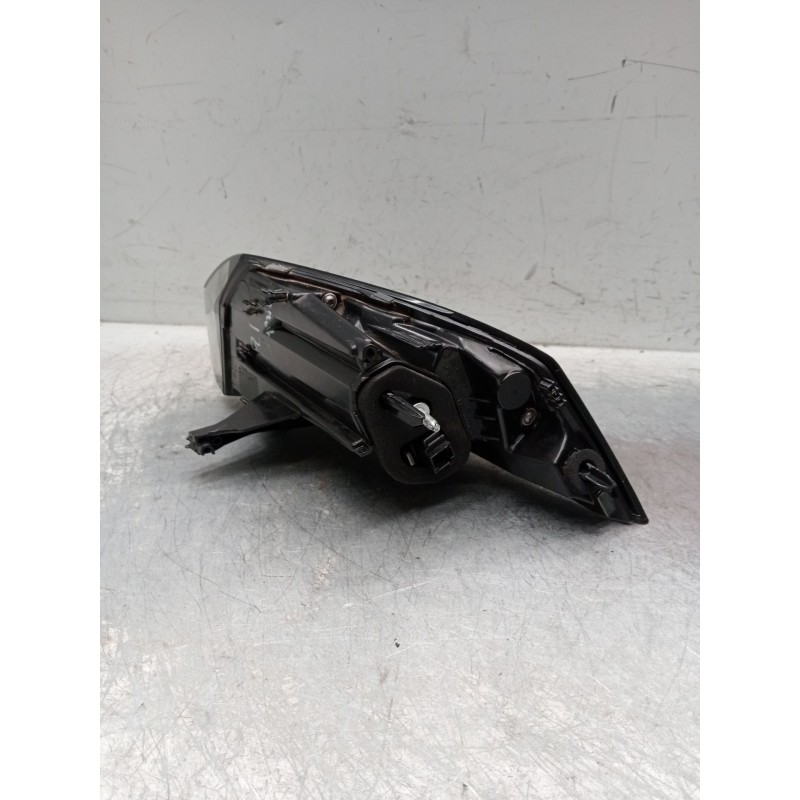 Recambio de piloto trasero izquierdo para peugeot 2008 i van (cu_) bluehdi 100 (cuyhym) referencia OEM IAM fr2695010201  