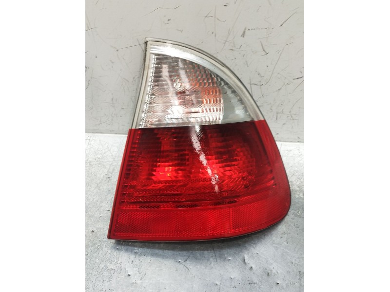 Recambio de piloto trasero derecho para bmw serie 3 touring (e46) referencia OEM IAM 28670204  