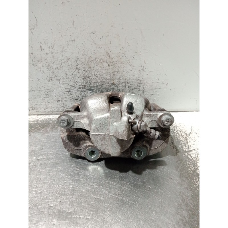 Recambio de pinza freno delantera derecha para peugeot 2008 i van (cu_) bluehdi 100 (cuyhym) referencia OEM IAM 9824176680 0204L