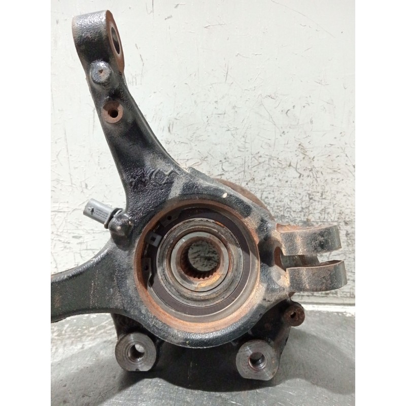 Recambio de mangueta delantera derecha para peugeot 2008 i van (cu_) bluehdi 100 (cuyhym) referencia OEM IAM   