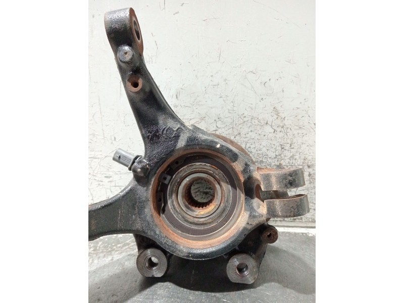 Recambio de mangueta delantera derecha para peugeot 2008 i van (cu_) bluehdi 100 (cuyhym) referencia OEM IAM   