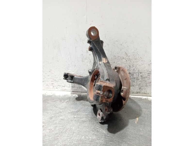 Recambio de mangueta delantera derecha para peugeot 2008 i van (cu_) bluehdi 100 (cuyhym) referencia OEM IAM   