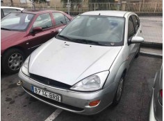 ford focus berlina (cak) del año 2001