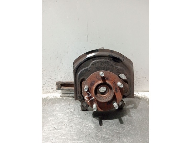 Recambio de mangueta delantera izquierda para nissan qashqai (j10) acenta referencia OEM IAM 40015JD040  