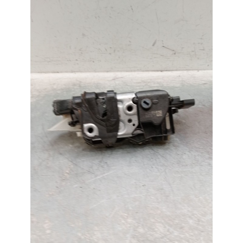 Recambio de motor cierre centralizado delantero izquierdo para peugeot 2008 i van (cu_) bluehdi 100 (cuyhym) referencia OEM IAM 