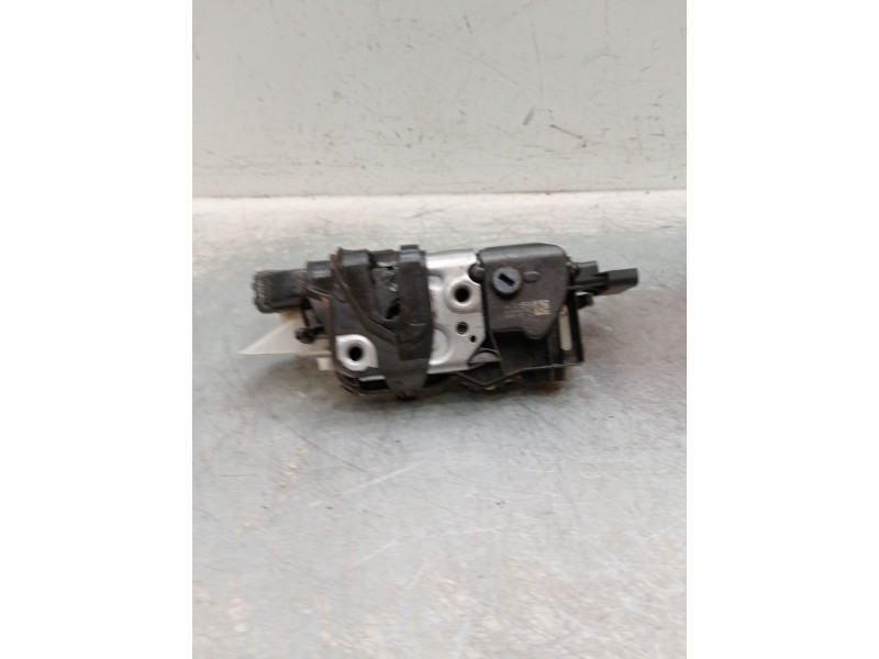 Recambio de motor cierre centralizado delantero izquierdo para peugeot 2008 i van (cu_) bluehdi 100 (cuyhym) referencia OEM IAM 