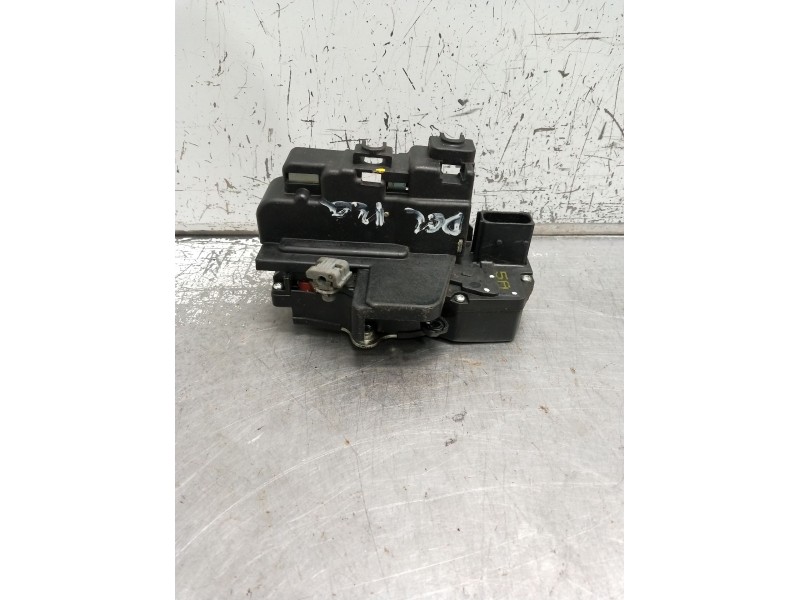 Recambio de motor cierre centralizado delantero izquierdo para opel antara cosmo 4x4 referencia OEM IAM   5p