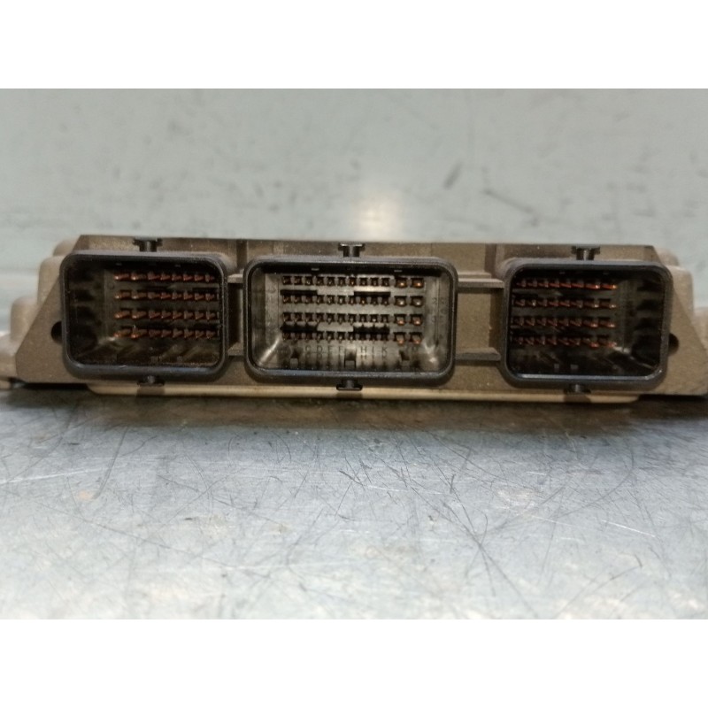 Recambio de centralita motor uce para peugeot 308 i (4a_, 4c_) 1.6 hdi referencia OEM IAM 0281013332 9664257580  