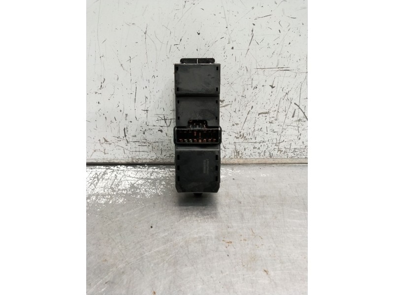 Recambio de mando elevalunas delantero izquierdo para opel antara cosmo 4x4 referencia OEM IAM 202006613 202005436 