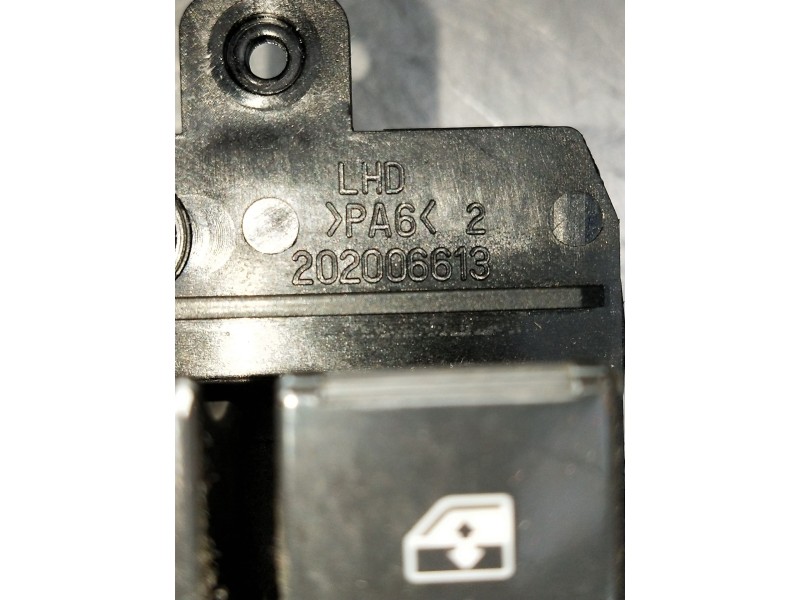 Recambio de mando elevalunas delantero izquierdo para opel antara cosmo 4x4 referencia OEM IAM 202006613 202005436 